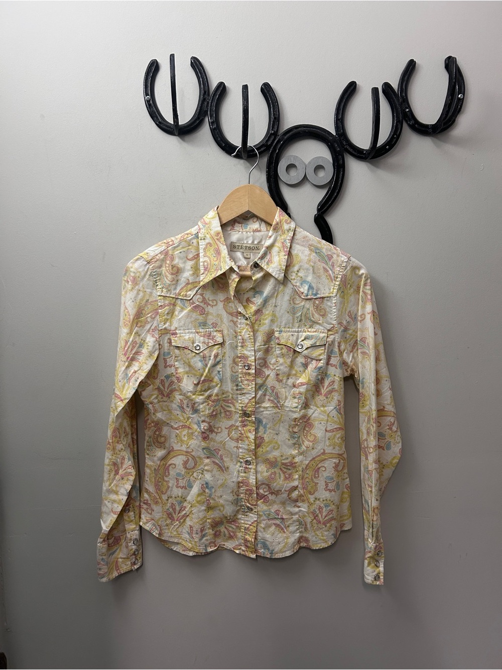 Stetson Cream Paisley Button-Up with Pastel Accents